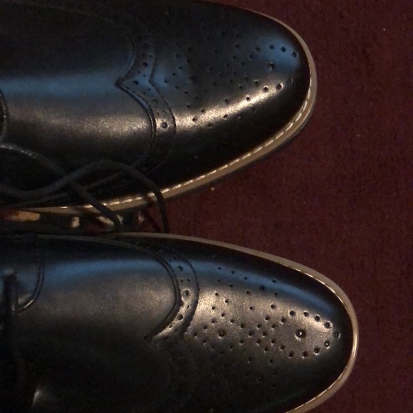 Black cat fashion shoes